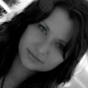 Meet your Posher, Yasmin